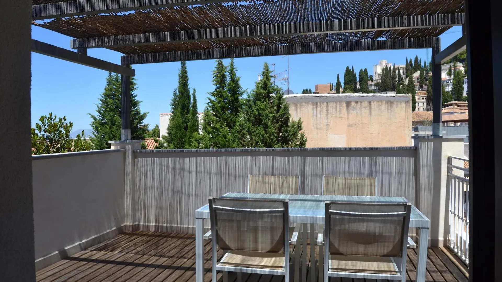 Carmen Del Cadi Apartment Granada