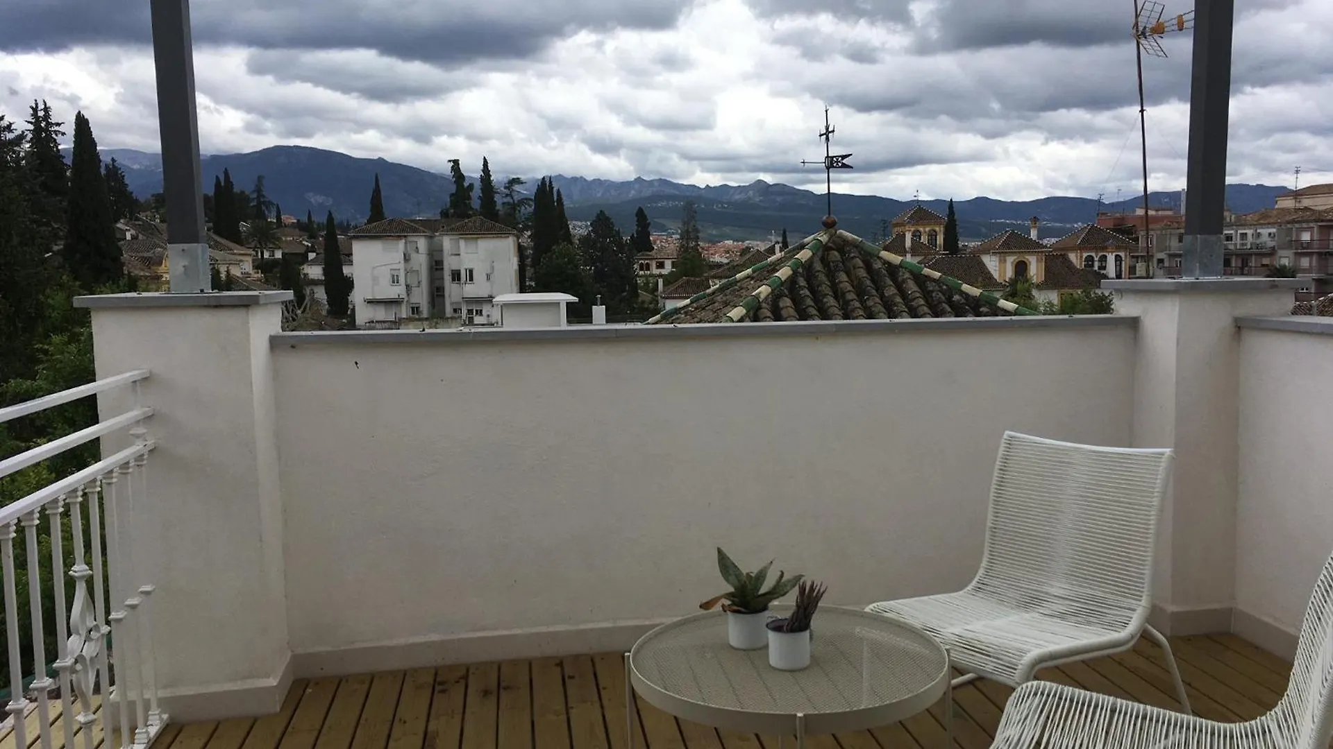 Carmen Del Cadi Apartment Granada